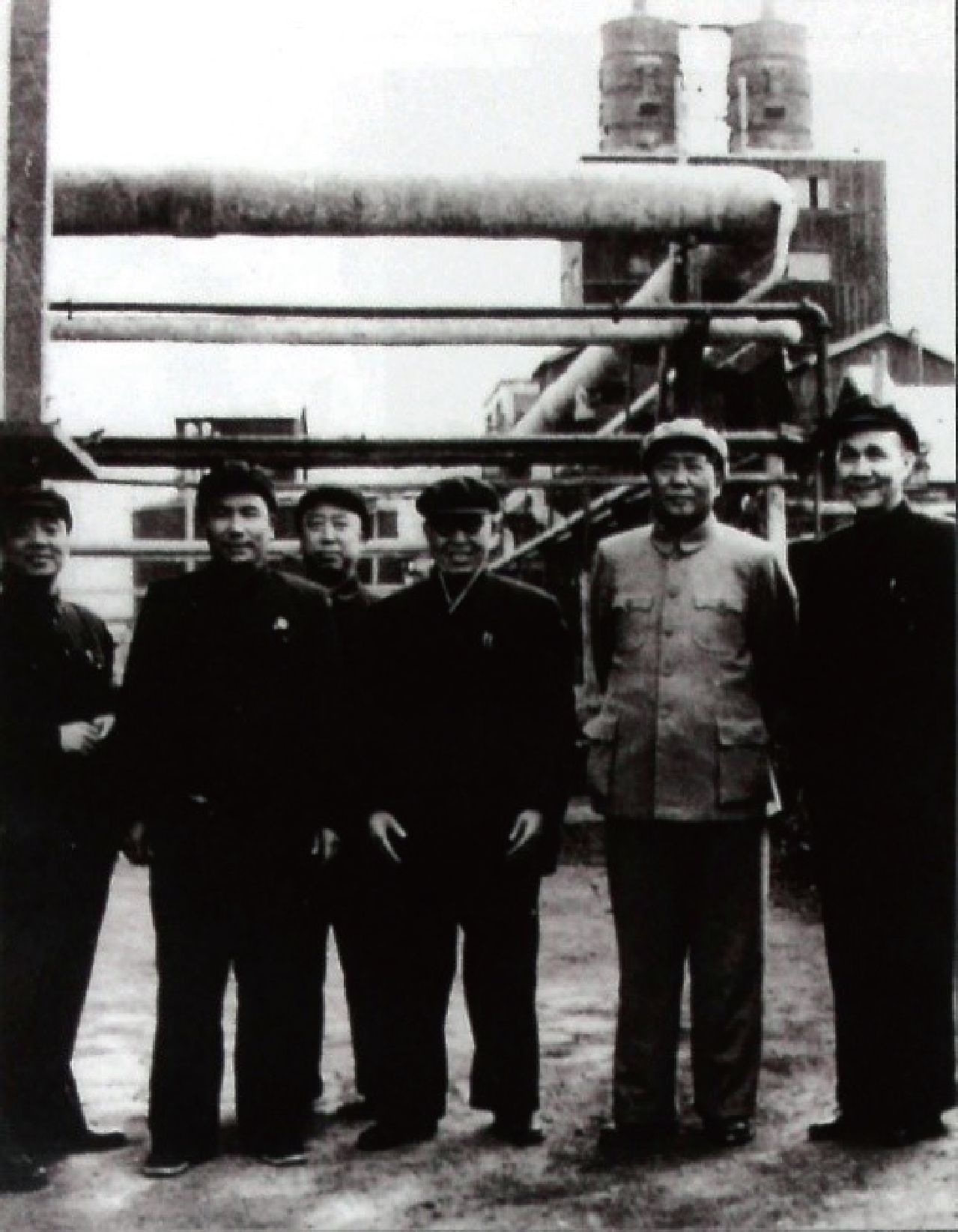 1954年4月